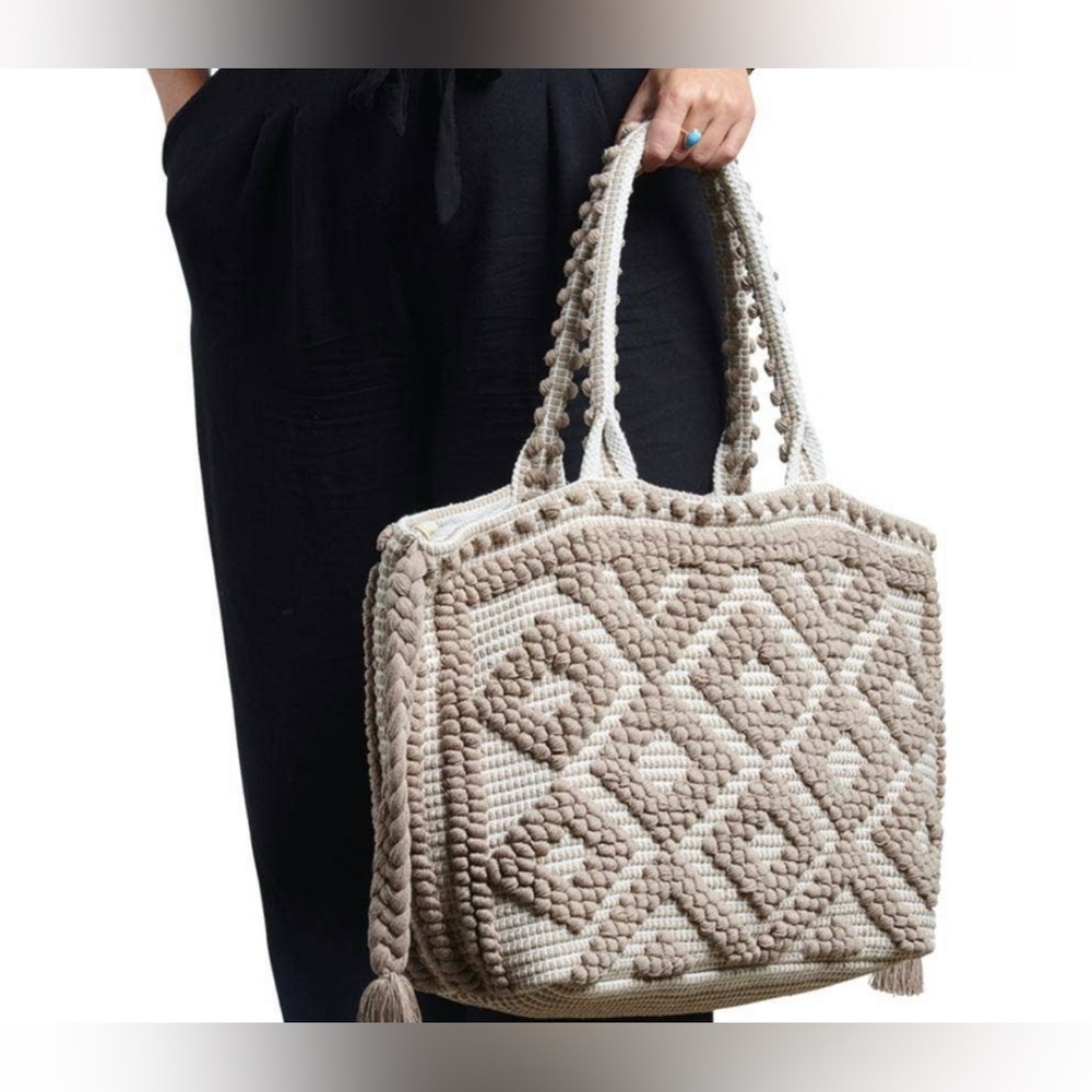 Braided Diamond Pattern Tote Bag in Taupe and Cream - Picture 7 of 8